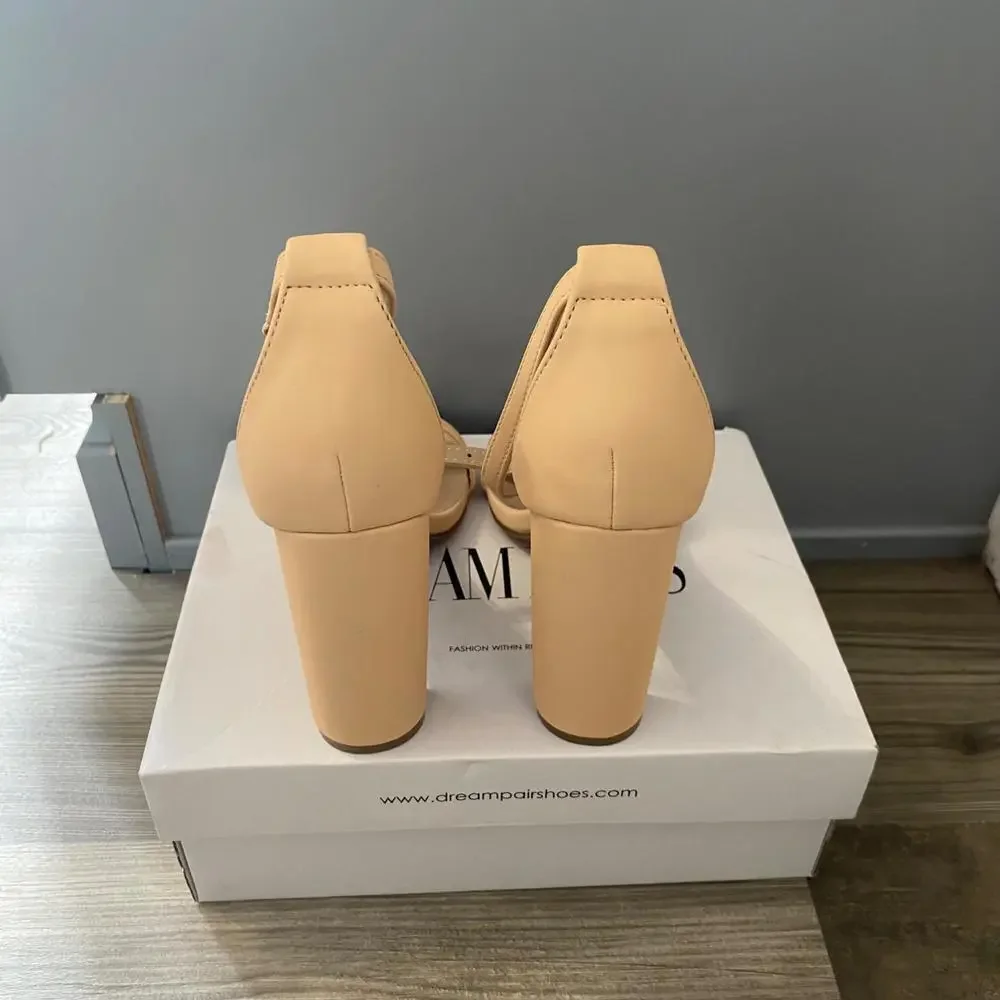 Dream Pairs Block Heels Size 6 New in‎ Box